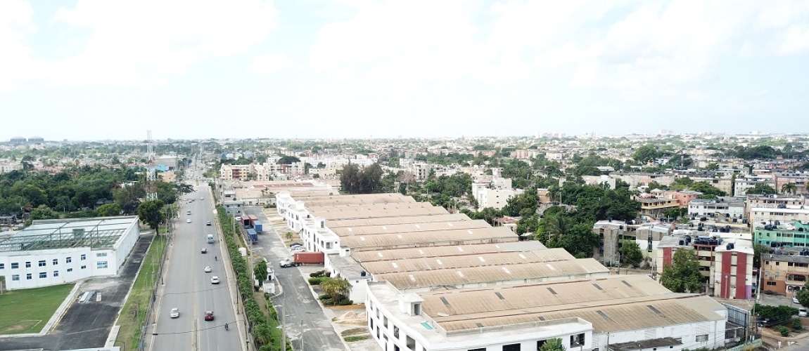 solo naves, nave industrial en alquiler, nave industrial en venta, santo domingo este, almacenes en alquiler, terrenos industriales, bodega, warehouse for sale, warehouse for lease, rent, industrial land, alquiler naves industriales, solo naves y solares, free zones, almacén, zona franca, frigorífico, built to suit, docks, industrial park, industrial property for sale and lease, industrial warehouse, naves industriales santo domingo, naves industriales santiago, almacenes en alquiler santo domingo, herrera, industrial land, terreno industrial, industrial park, parque industrial, manoguayabo, luperon, pantoja, autopista duarte, haina, villa juana, autopista las américas, zona franca san isidro, la romana, santiago, villa mella, puerto plata, boca chica, piisa, caucedo, bávaro, puntacana, mercado libre, remax, commercial real estate santo domingo, comercial real estate dominican republic, commercial real estate santiago, bienes raíces comercial santo domingo, bienes raíces comercial república dominicana, puerto plata, san francisco de macorís, san pedro de macorís, bávaro, higuey, off market, asset, investment, investor, interventionist, propiedad para invertir, DR Commercial Realty, Remax, Galpon Comercial, naves industriales RD, alquilo naves industriales, herrera, luperon, manoguayabo, propiedades en alquiler en RD, rent a home in DR