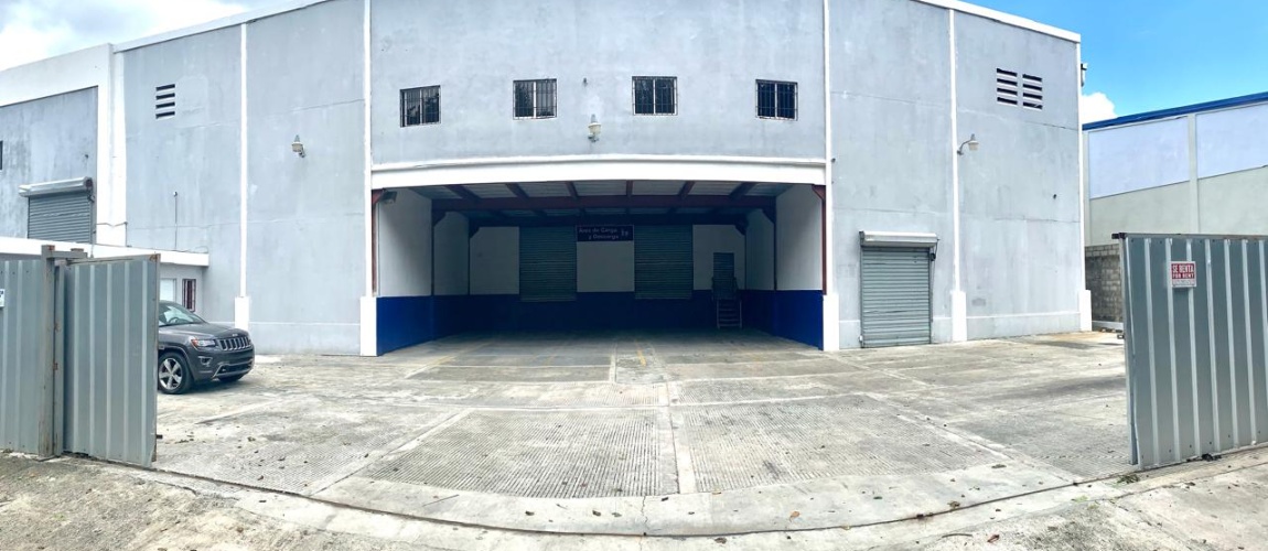 Nave industrial en venta, nave en Autopista Duarte, bodega industrial Santo Domingo, venta de naves industriales, almacén en venta, nave 1600 m², inversión industrial, propiedad industrial República Dominicana, nave con amplio parqueo, acceso Metro Santo Domingo, cercanía Puerto Haina, cercanía Puerto Caucedo, espacio para rastras, nave lista para mudarse Nave industrial en venta, nave en Autopista Duarte, bodega industrial Santo Domingo, venta de naves industriales, almacén en venta, nave 1600 m², inversión industrial, propiedad industrial República Dominicana, nave con amplio parqueo, acceso Metro Santo Domingo, cercanía Puerto Haina, cercanía Puerto Caucedo, espacio para rastras, nave lista para mudarse