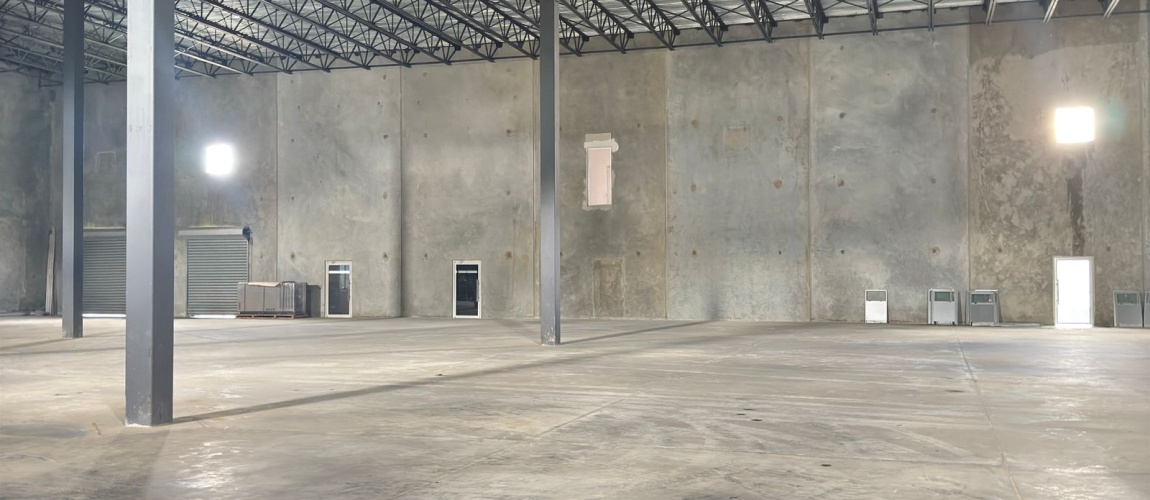industrial warehouse Dominican Republic warehouse for rent Santo Domingo logistics facility near Haina port column-free warehouse 9-meter clear height warehouse secure warehouse 24/7 industrial space Santo Domingo Oeste nave industrial en Santo Domingo almacén en alquiler República Dominicana parque industrial Santo Domingo Oeste nave sin columnas internas almacén cerca del puerto de Haina nave logística República Dominicana renta de naves industriales