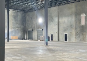 industrial warehouse Dominican Republic warehouse for rent Santo Domingo logistics facility near Haina port column-free warehouse 9-meter clear height warehouse secure warehouse 24/7 industrial space Santo Domingo Oeste nave industrial en Santo Domingo almacén en alquiler República Dominicana parque industrial Santo Domingo Oeste nave sin columnas internas almacén cerca del puerto de Haina nave logística República Dominicana renta de naves industriales