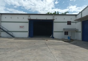 naves industriales en alquiler naves industriales Santo Domingo parque industrial El Higüero alquiler de naves logísticas acceso a puerto Caucedo acceso a puerto Haina almacenes industriales en renta naves con patio de maniobra naves cerca del aeropuerto renta de naves en zona industrial industrial warehouses for lease warehouses near El Higüero Airport Santo Domingo industrial park logistics warehouses for rent access to Caucedo Port access to Haina Port warehouses with truck yard industrial space for rent Dominican Republic ready-to-occupy industrial buildings warehouses with office space